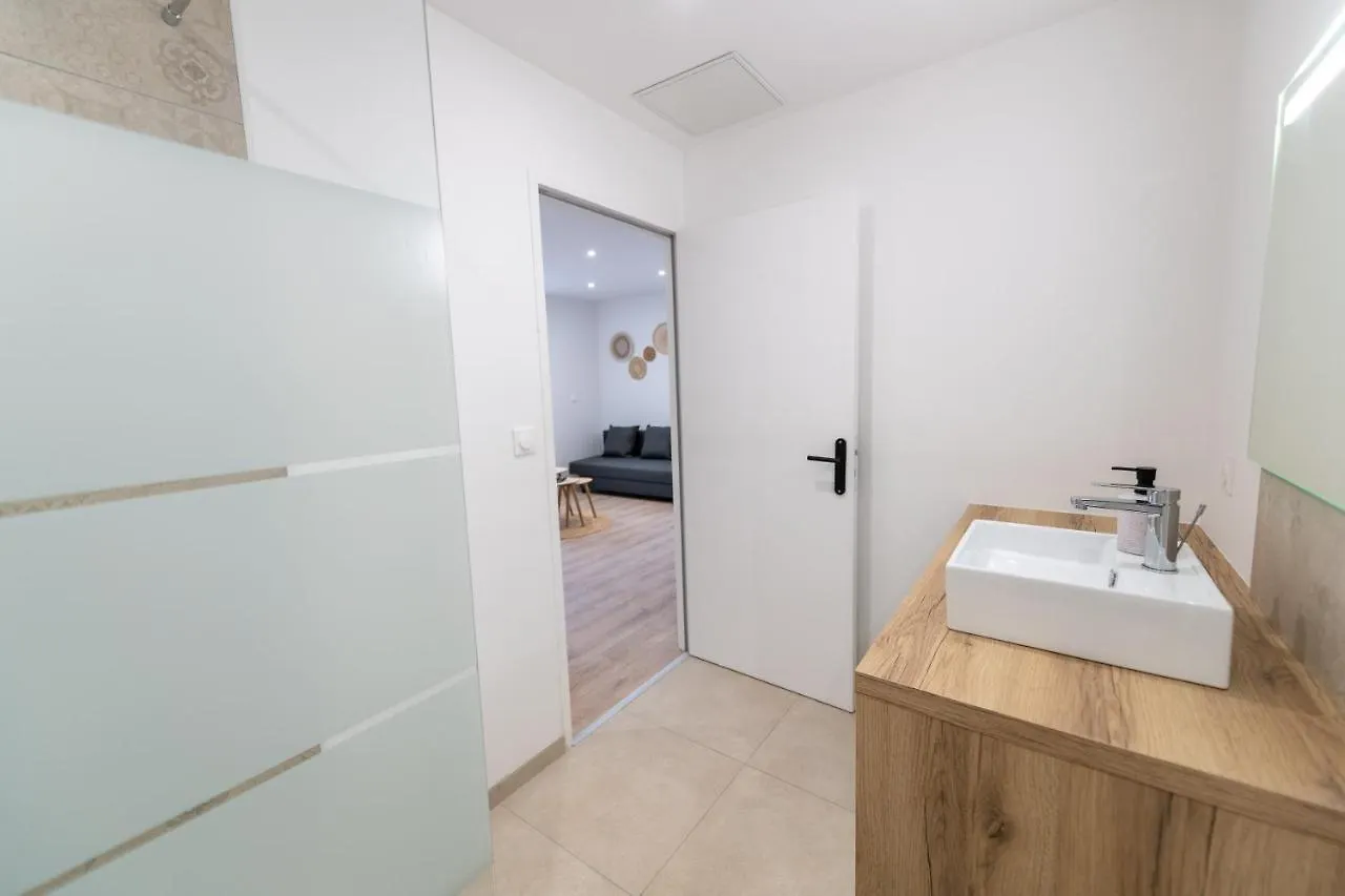 Kasa Zen - Climatisation - Tout Equipe - Stationnement Gratuit Saint-Chamond 0*,